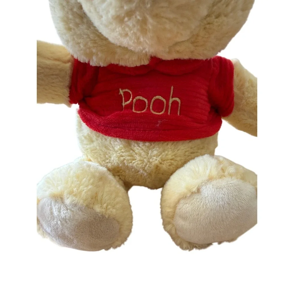 Disney Winnie the Pooh Rattle Plush Baby Kids‎ Preferred 2010 Red Shirt Stuffed